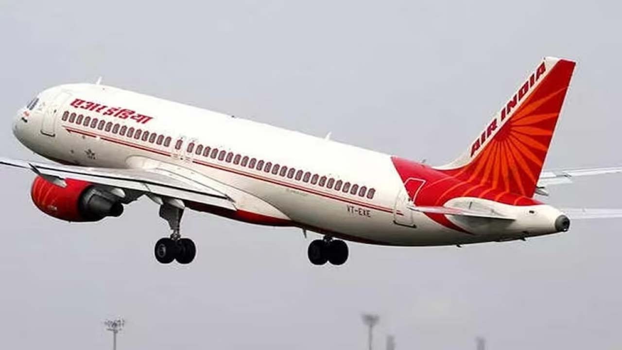 Air India: ఎయిరిండియాకు డీజీసీఏ షాక్.. రూ.90 లక్షలు ఫైన్.. దేనికోసమంటే..!