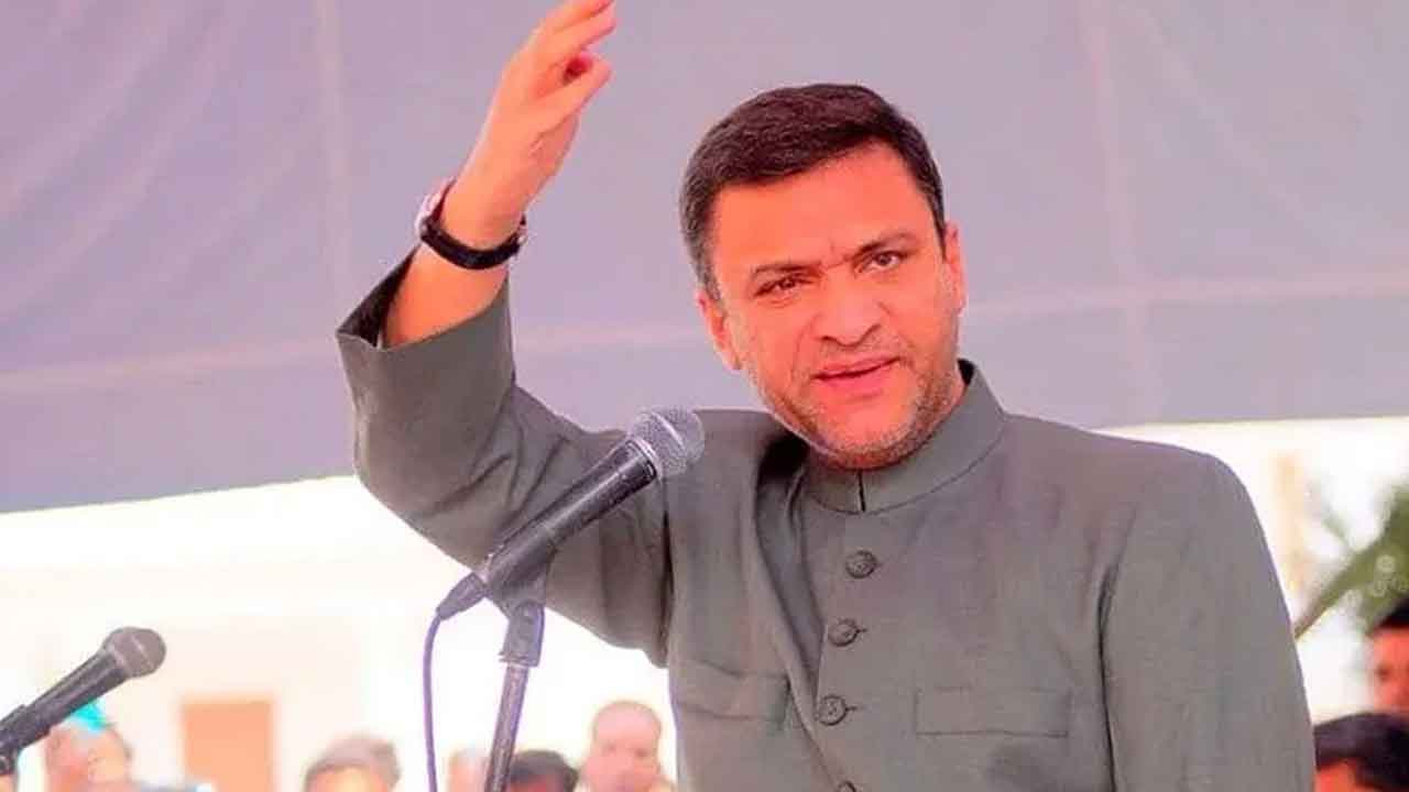 Akbaruddin Owaisi : నాపై కక్ష ఉంటే నన్ను కాల్చండి.. నాపై దాడులు చేసుకోండి