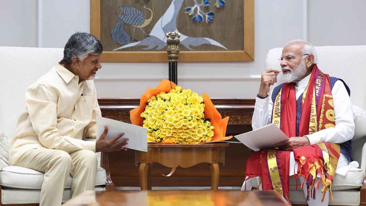 CM Chandrababu: కాసేపట్లో ప్రధాని మోడీతో సీఎం చంద్రబాబు భేటీ..