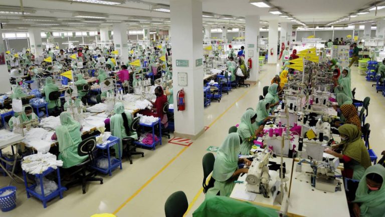 Bangladesh: బంగ్లాదేశ్ పరిణామాలు భారత వస్త్ర, పత్తి పరిశ్రమలపై ఎలా ప్రభావం చూపిస్తోంది..?