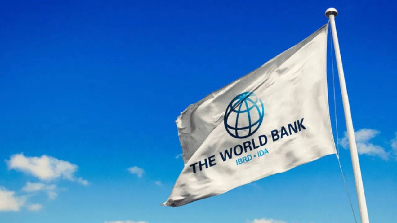 World Bank: భారత్ కు ప్రపంచ బ్యాంకు షాకింగ్ న్యూస్.. ఇండియా ధనిక దేశంగా మారాలంటే..?