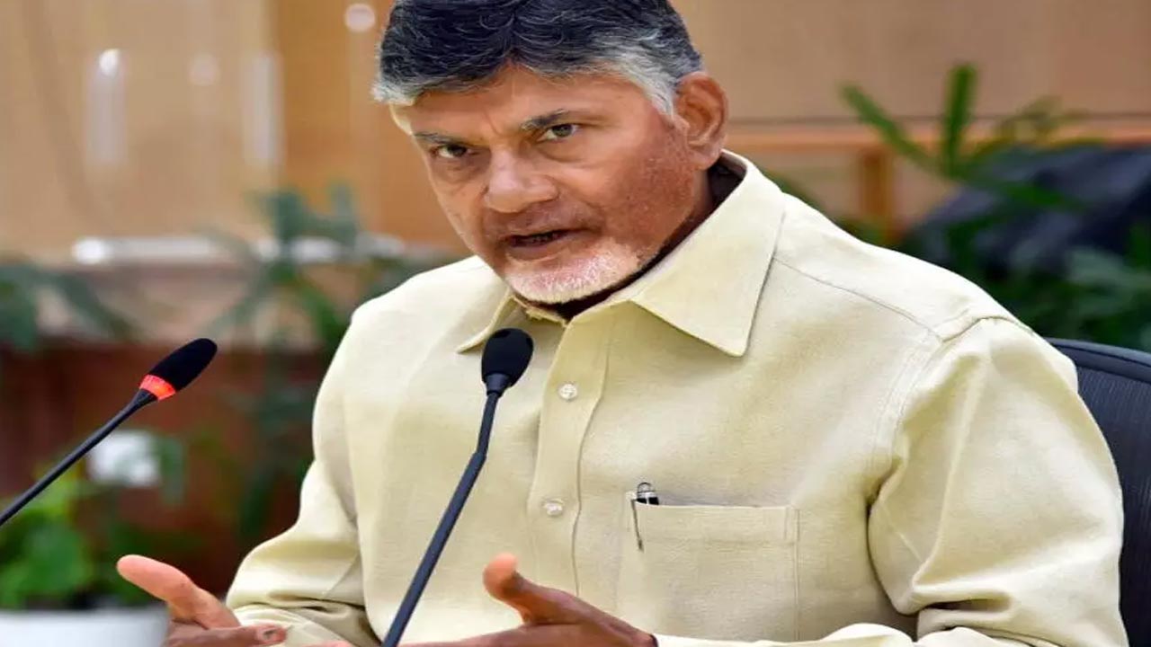 Chandrababu: మహిళా- శిశు సంక్షేమ శాఖపై సీఎం చంద్రబాబు సమీక్ష.. అధికారులకు కీలక ఆదేశాలు..!