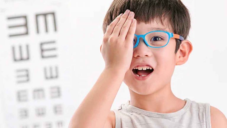 Eye Care : పిల్లల్లో ఈ లక్షణాలు కనిపిస్తే నిర్లక్ష్యం చేయద్దు..!