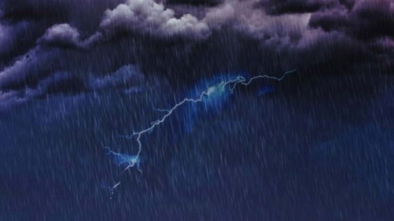 JK Floods: జమ్మూకాశ్మీర్‌లో క్లౌడ్ బరస్ట్.. ఇద్దరి పిల్లలతో ప్రవాహంలో కొట్టుకుపోయిన తల్లి