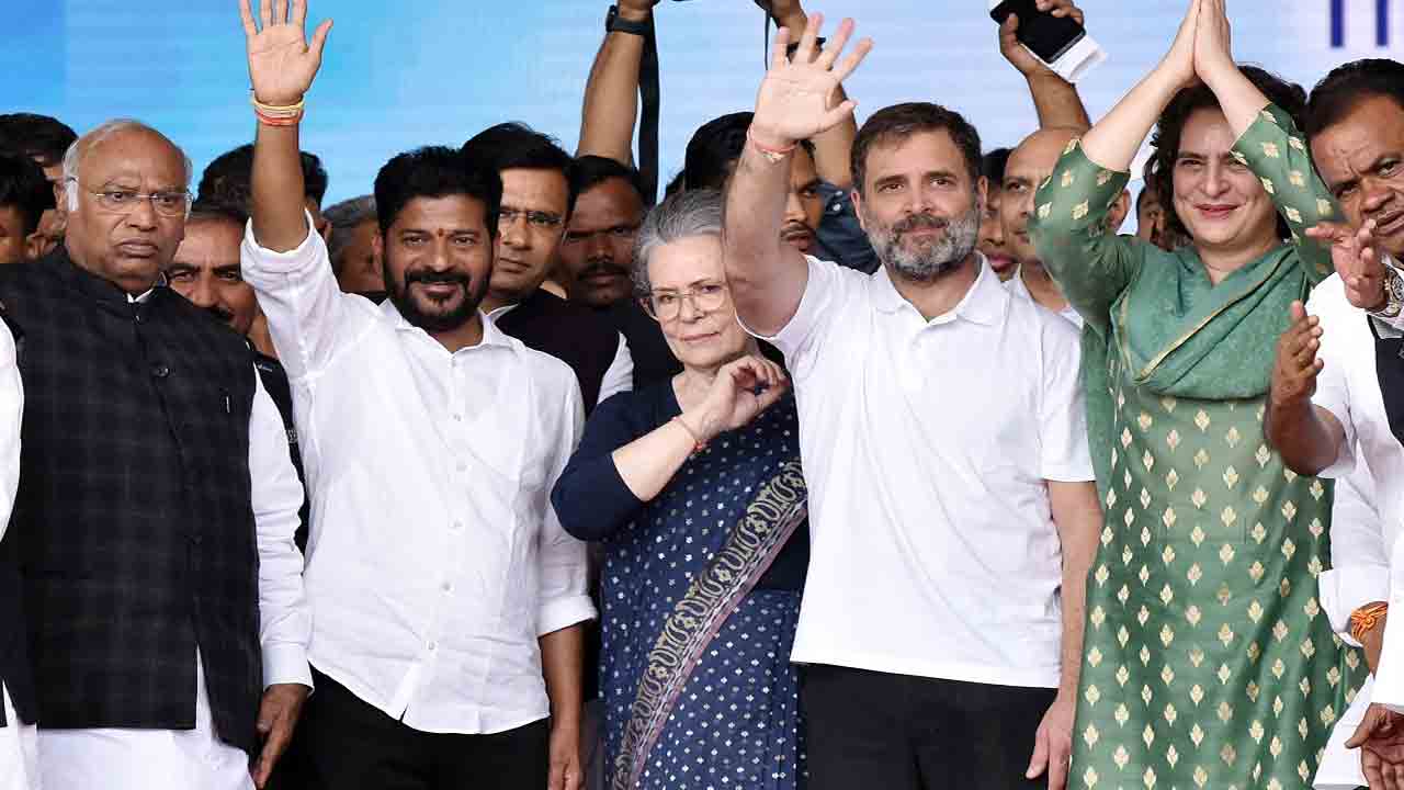 Congress Key Meeting: నేడు పీసీసీ అధ్యక్ష పదవి, మంత్రివర్గ విస్తరణ, నామినేటెడ్ పదవులపై తుది నిర్ణయం..