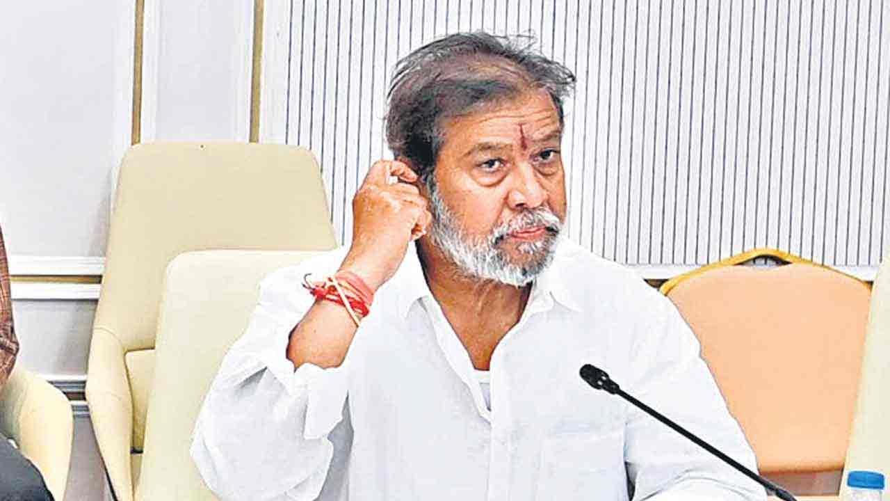 Damodara Raja Narasimha : కాంగ్రెస్ పార్టీలో గొడవలు చూస్తుంటే బాధ అనిపిస్తుంది