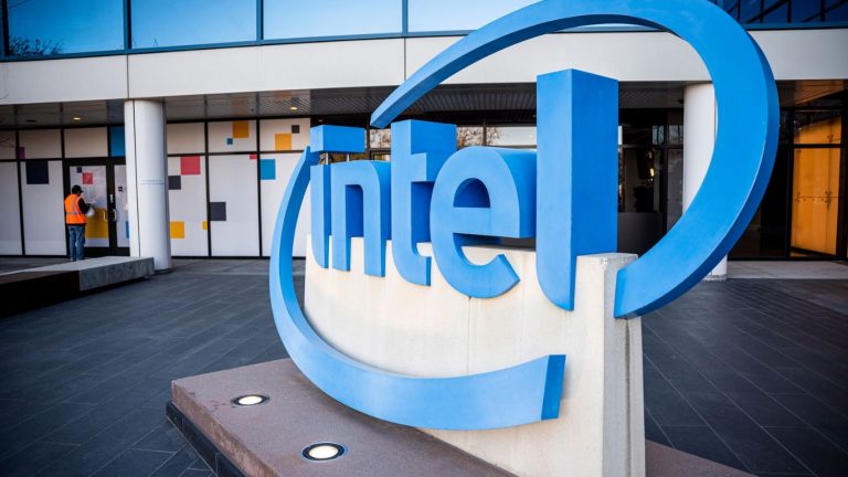 Intel Layoffs: 15,000 ఉద్యోగులను తొలగించిన ఇంటెల్..