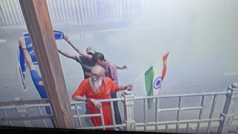 Kolkata Doctor Murder: కోల్‌కతా పోలీస్ హెడ్‌క్వార్టర్స్ వెలుపల బీజేపీ ధర్నా.. రేపు బెంగాల్ బంద్‌!