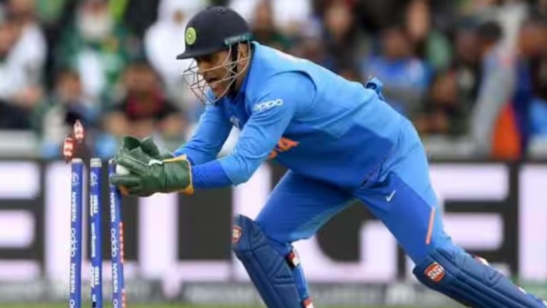 MS Dhoni: రెండో బెస్ట్‌ వికెట్‌ కీపర్‌గా ఎంఎస్ ధోనీ.. టాప్‌లో ఎవరంటే? అస్సలు ఊహించరు