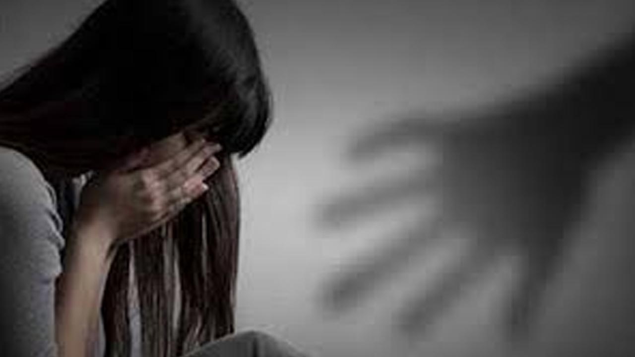 Hyderabad Crime: నర్సుపై డాక్టర్‌ అసభ్య ప్రవర్తన.. కారులో ఎక్కించుకుని..