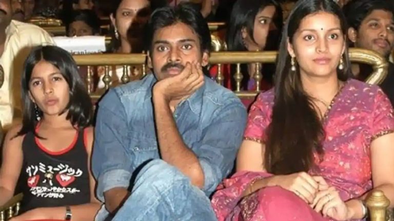 Guess the Celebrity: పవన్-రేణు దేశాయ్ పక్కన కూర్చున్న ఈ పాపను గుర్తు పట్టారా?