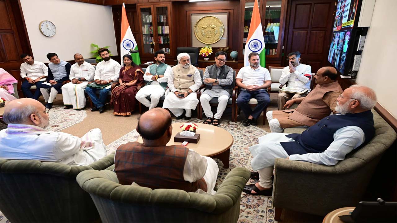 Delhi: ఆల్‌పార్టీ నేతలతో స్పీకర్ భేటీ.. మోడీ, రాహుల్ హాజరు