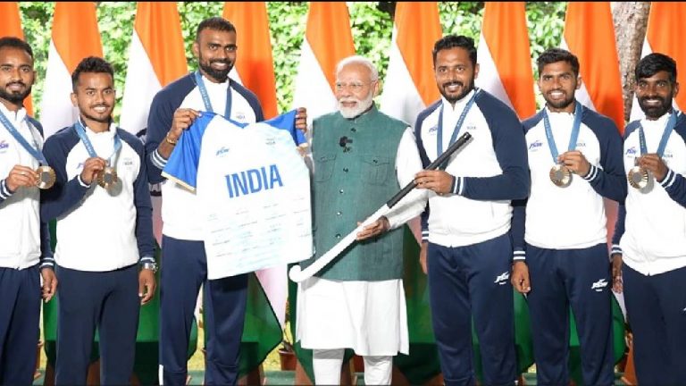 Paris Olympics: ప్రధానితో పారిస్ ఒలింపిక్స్ విజేతల భేటీ..వీడియో వైరల్