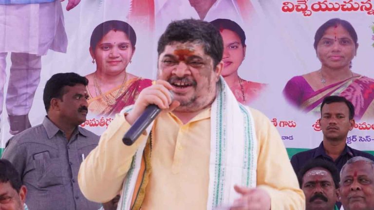 Ponnam Prabhakar : 2 లక్షల పైన రుణాలు ఉన్నవారికి మార్గదర్శకాలు వస్తున్నాయి..