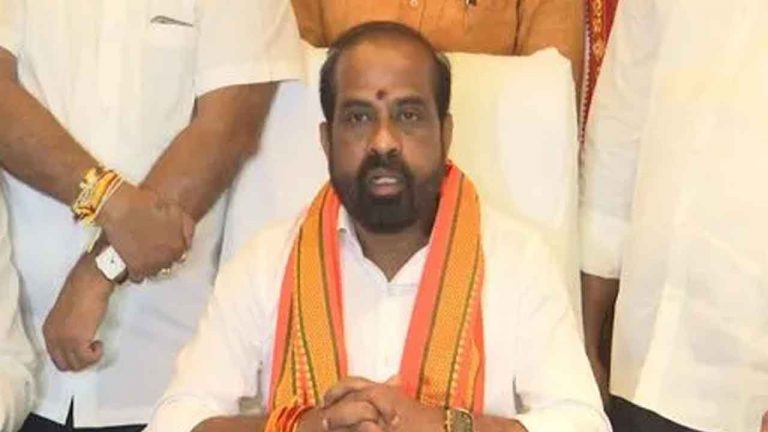 AP Health Minister: వర్షాల నేపథ్యంలో ప్రజల ఆరోగ్యం పట్ల అప్రమత్తంగా ఉండాలి..