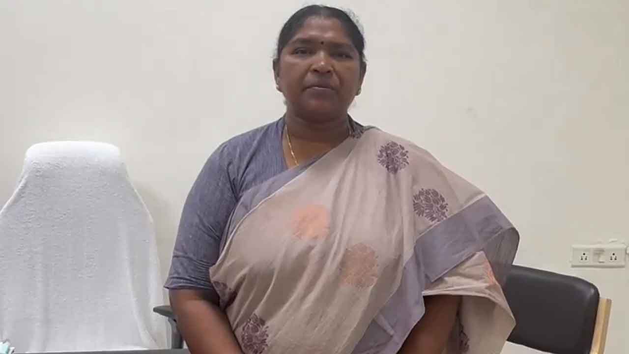 Minister Seethakka : మెడికల్ కాలేజీలను సమర్థవంతంగా నిర్వహించడానికి కృషి చేశాం