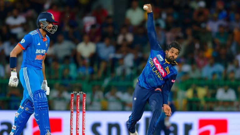 IND vs SL: భారత్‌తో రెండో వన్డే.. శ్రీలంకకు భారీ షాక్! 34 ఏళ్ల లెగ్ స్పిన్నర్ ఎంట్రీ
