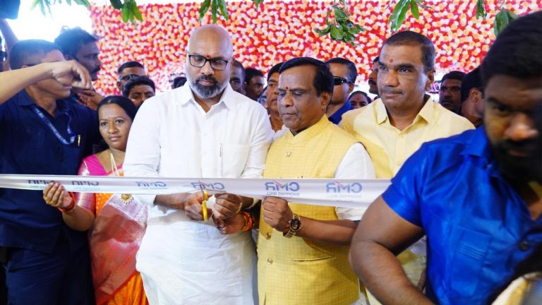 CMR Shopping Mall: నిజామాబాద్‌లో సీఎంఆర్ షాపింగ్ మాల్ గ్రాండ్ ఓపెనింగ్..