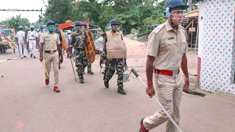 Section 144 imposed in Kovvur: కొవ్వూరులో ఘర్షణ.. 144 సెక్షన్‌ విధింపు..