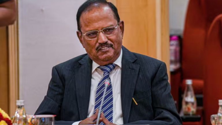 Ajit Doval: రష్యా-ఉక్రెయిన్ శాంతి చర్చల కోసం మాస్కోకు వెళ్లనున్న అజిత్ దోవల్.?