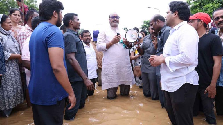 Heavy Rains in AP: కృష్ణా నదీ పరివాహక ప్రాంత రైతులను అప్రమత్తం చేసిన వ్యవసాయ శాఖ