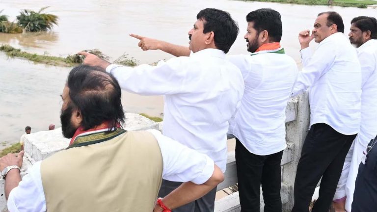 Telangana Govt: నేటి నుంచి ఖమ్మంలో వరద బాధితులకు రూ. 10వేలు పంపిణీ..