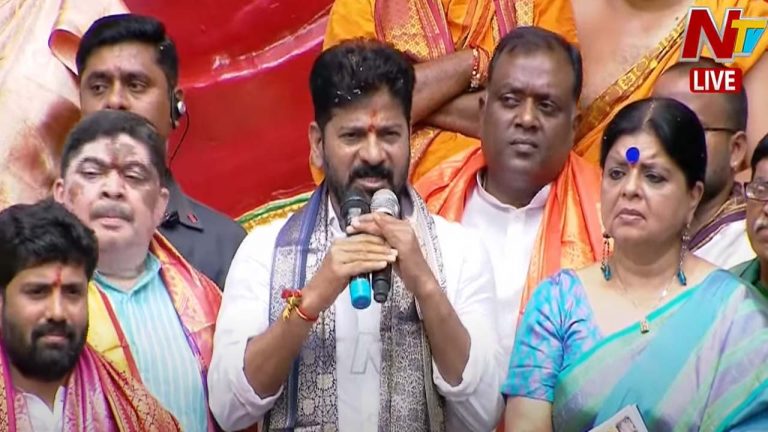 CM Revanth Reddy: అప్పుడు పీసీసీ అధ్యక్షుడుగా.. ఇప్పుడు సీఎం హోదాలో..