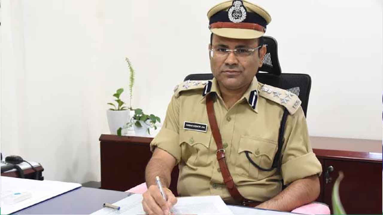 CP Ambar Kishor Jha : ఈ నెల 16న వరంగల్ జిల్లాలో మద్యం అమ్మకాలు బంద్