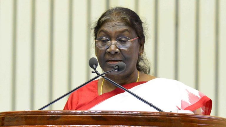 Best Teacher Awards: నేడు రాష్ట్రపతి చేతుల మీదుగా ఉత్తమ ఉపాధ్యాయ అవార్డుల ప్రధానం..