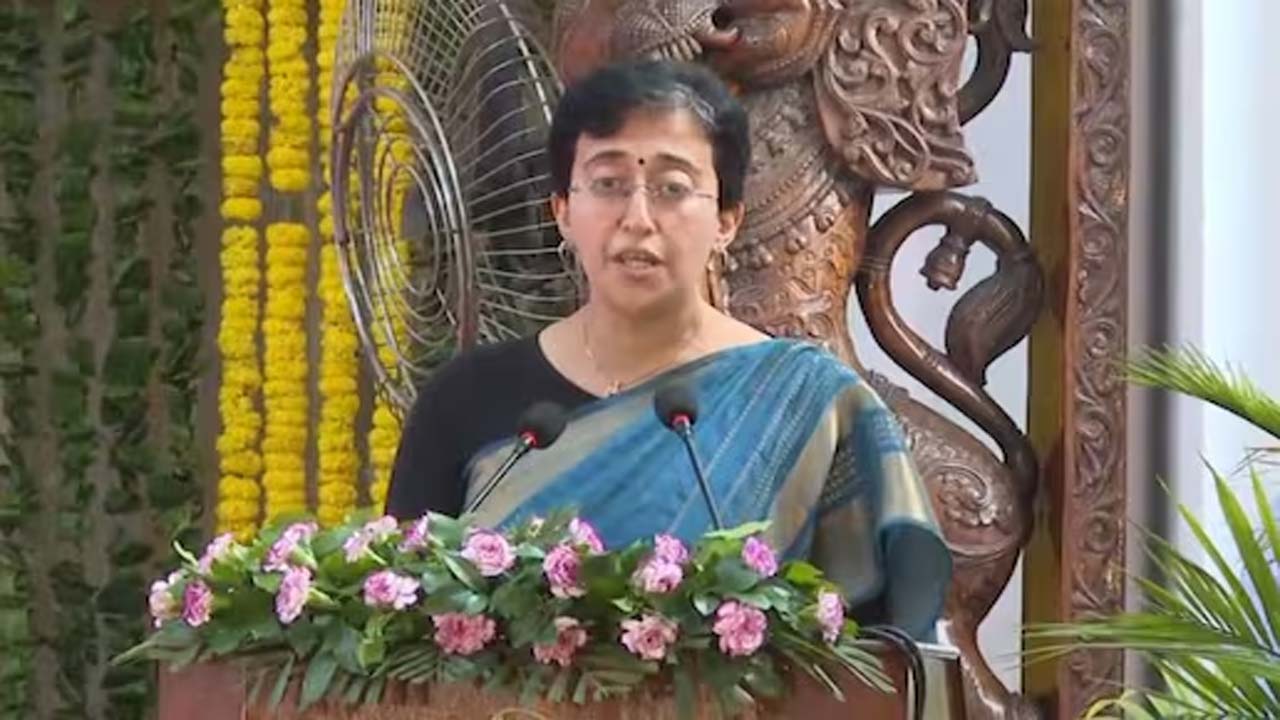Atishi: ఢిల్లీ ముఖ్యమంత్రిగా అతిషి ప్రమాణస్వీకారం