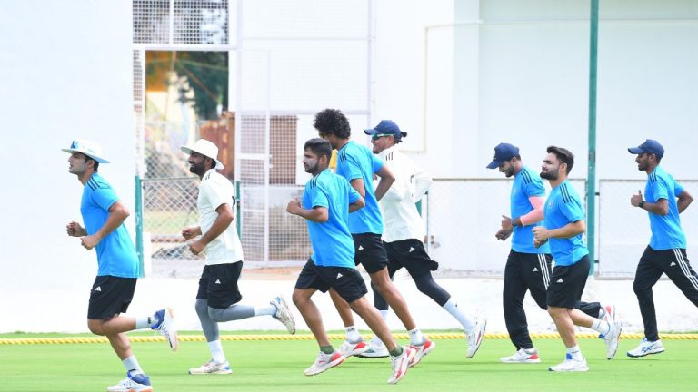Duleep Trophy 2024: శుభమాన్ గిల్ స్థానంలో తెలుగు ఆటగాడు.. ఎట్టకేలకు ఇషాన్‌ కిషన్‌కు చోటు!