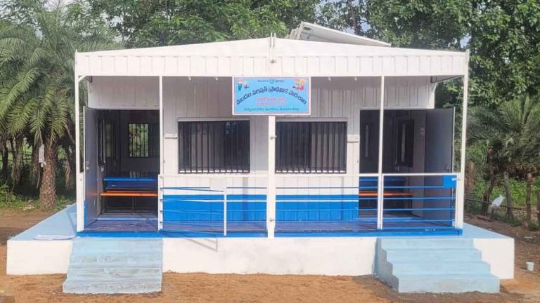 Minister Seethakka : మంత్రి సీత‌క్క నియోజ‌క‌వ‌ర్గంలో తొలి కంటెయినర్ పాఠశాల