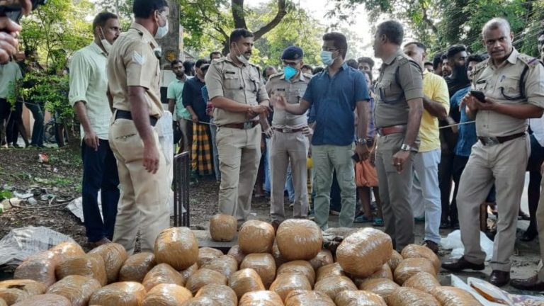 Ganja Smuggling: ఏపీలో భారీగా గంజాయి పట్టివేత..అక్రమంగా తరలిస్తున్న గంజాయి..