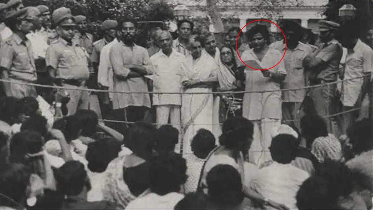 Viral Image: ఇందిరాగాంధీ పక్కన నిలబడి ఆమె రాజీనామాకే డిమాండ్ చేసిన ఏచూరి