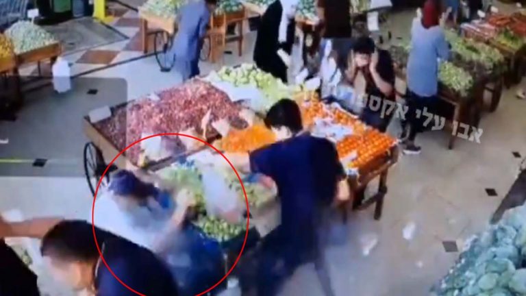 Lebanon: లెబనాన్‌లో పేలిన వందలాది ‘పేజర్లు’.. 8 మంది మృతి.. 3వేల మందికి తీవ్రగాయాలు