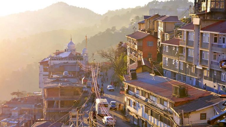 Himachal: హిమాచల్ ప్రభుత్వం సంచలన నిర్ణయం.. రెస్టారెంట్లపై యజమానుల పేర్లు ప్రదర్శించాలని ఆదేశం