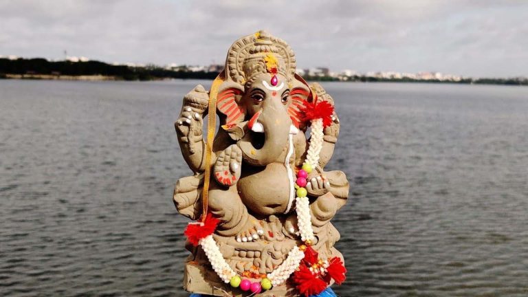 Vinayaka Nimajjanam: హుస్సేన్ సాగర్ లో వినాయక నిమజ్జనంపై నేడు హైకోర్టులో విచారణ..