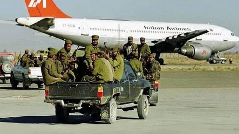 IC-814 hijacking: “డాక్టర్” ఇస్లాంలోకి మారాలని ఒత్తిడి చేశారు.. కాందహార్ హైజాక్ ఘటనలో చేదు నిజాలు..