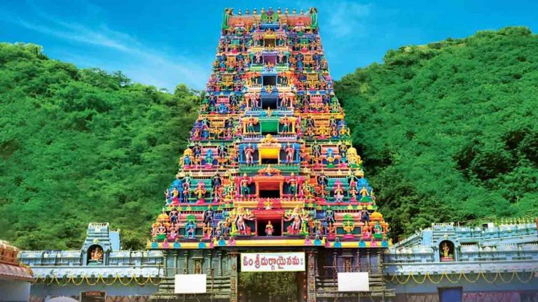 Vijayawada: ఇంద్రకీలాద్రిపై శరన్నవరాత్రి ఉత్సవాలకు ఏర్పాట్లు.. మూల నక్షత్ర సమయంలో సీఎం దర్శనం