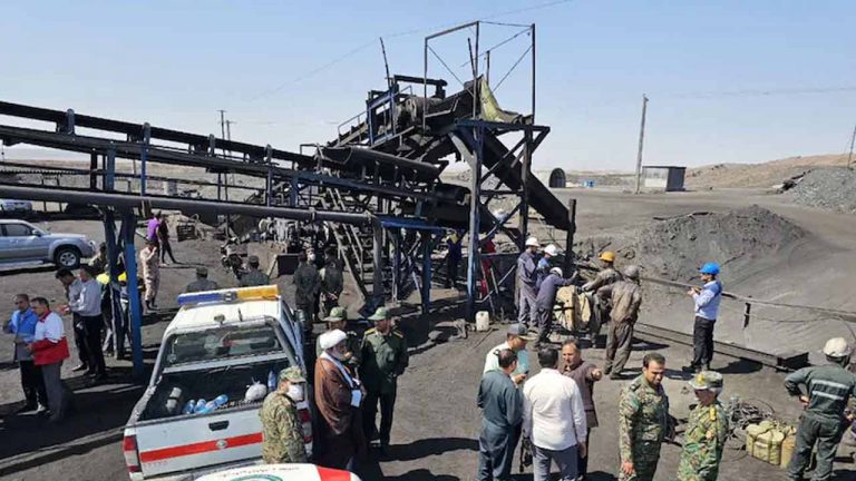 Iran: ఇరాన్‌లోని బొగ్గు గనిలో మీథేన్ గ్యాస్ లీకై పేలుడు.. 51 మంది మృతి