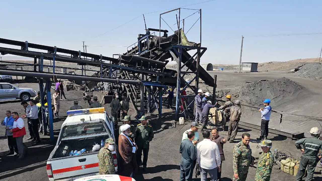 Iran: ఇరాన్‌లోని బొగ్గు గనిలో మీథేన్ గ్యాస్ లీకై పేలుడు.. 51 మంది మృతి