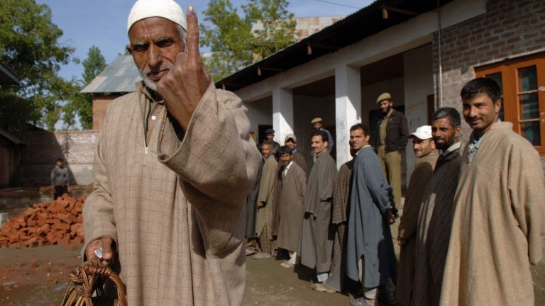 JK Elections: నేడే మొదటి దశ ఓటింగ్.. బరిలో 219 మంది అభ్యర్థులు…