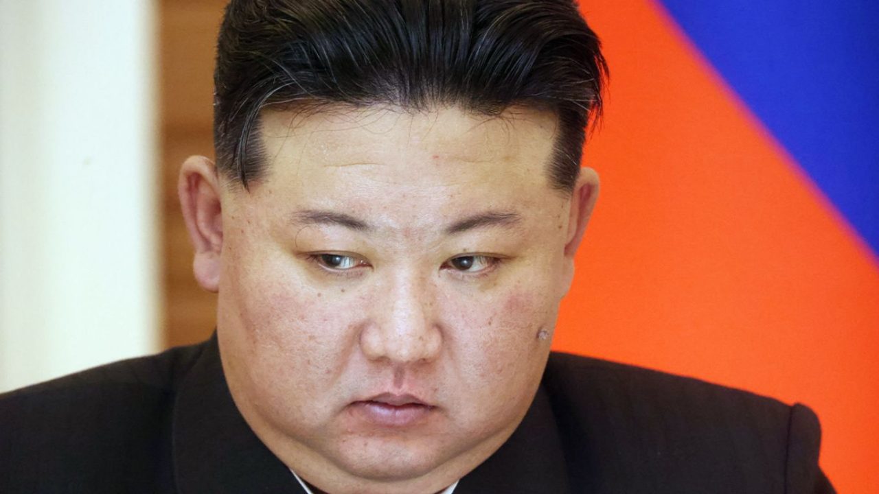 Kim Jong Un: కిమ్ జోంగ్ ఉన్‭కు కోపం.. ముప్పై మంది అధికారులకు ఉరి..