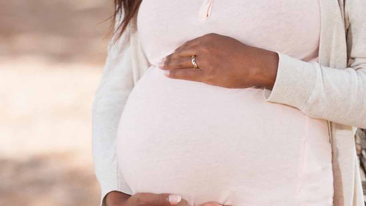 Shocking: షాకింగ్ ఘటన.. పసికందు కడుపులో పిండం