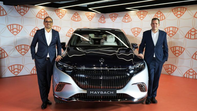 Mercedes-Maybach EQS 680: ఒక్క ఛార్జింగ్‌తో 600 కి.మీ ప్రయాణం.. అదిరిపోయిన ఫీచర్లు