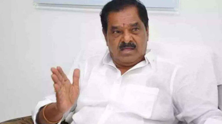 Narayana Swamy: నారాయణ స్వామి సంచలన వ్యాఖ్యలు.. వెళ్లాలనుకుంటే అందరూ ఇప్పుడే వెళ్లిపోండి..!