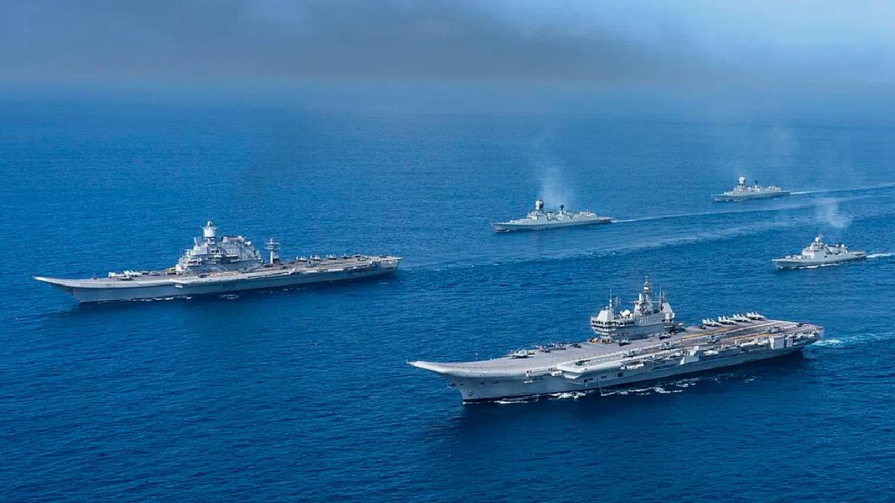 Indian Navy : సముద్రంలో పెరగనున్న భారత్ బలం.. నౌకాదళంలోకి 7 కొత్త యుద్ధనౌకలు, ఒక జలాంతర్గామి