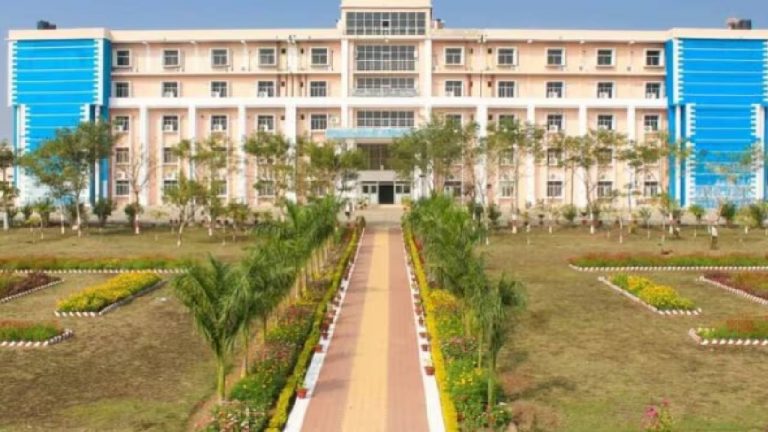 Odisha: కాలేజీ హాస్టల్‌లో “గొడ్డు మాంసం”తో వంట.. ఏడుగురు విద్యార్థుల బహిష్కరణ..