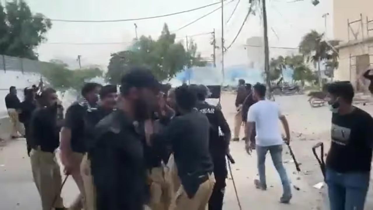 Pakistan: నస్రల్లా మృతిపై పాకిస్థాన్‌లో నిరసన.. హింసాత్మకంగా మారిన ఆందోళనలు