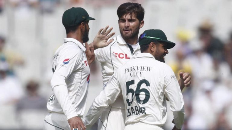 Pakistan Players Fight: పొట్టుపొట్టు కొట్టుకున్న పాక్ ప్లేయర్స్.. షాక్‌లో పీసీబీ!